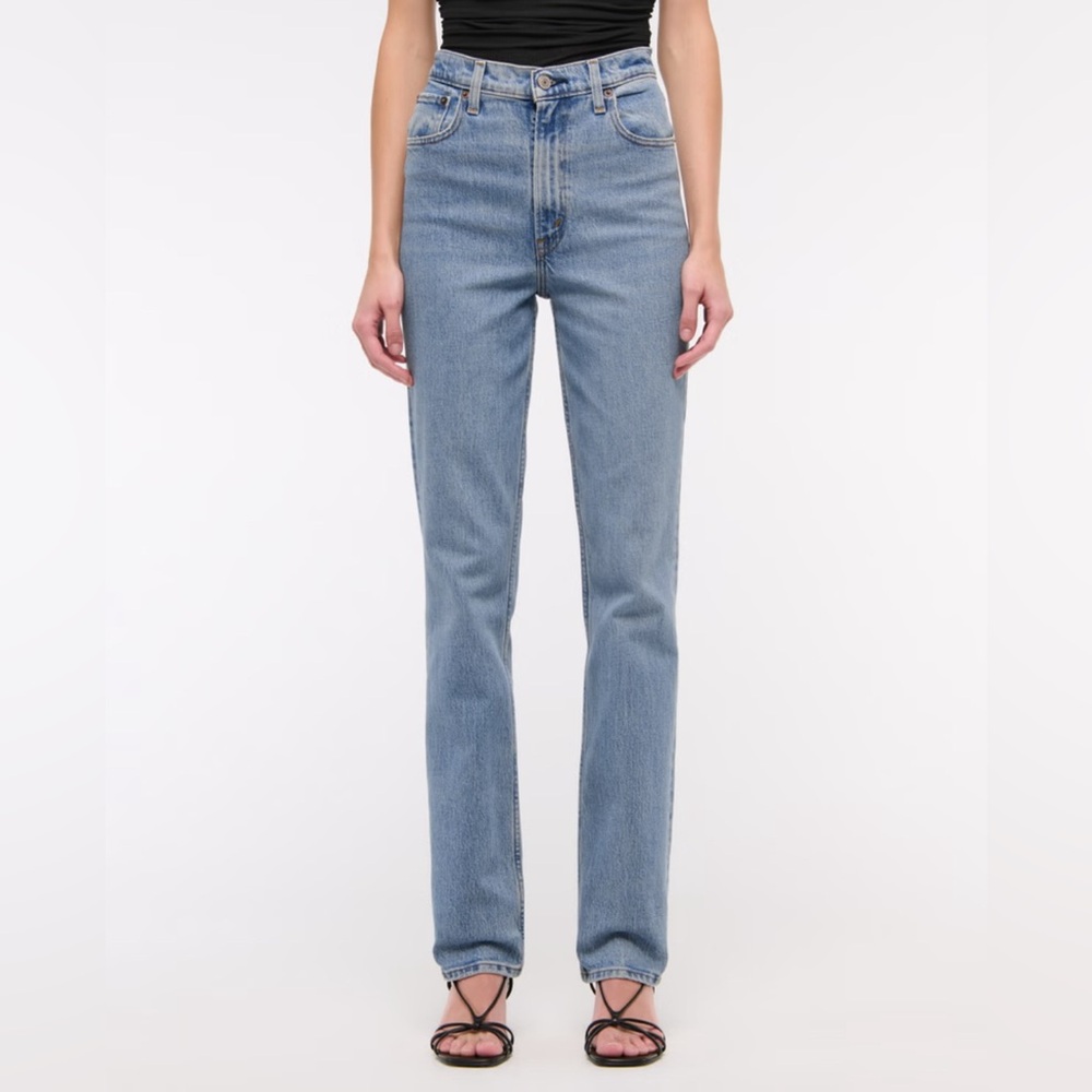 Abercrombie Ultra High Rise 90’s Straight Jean